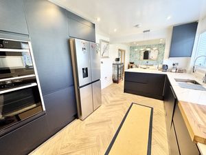 Photo 24- click for photo gallery